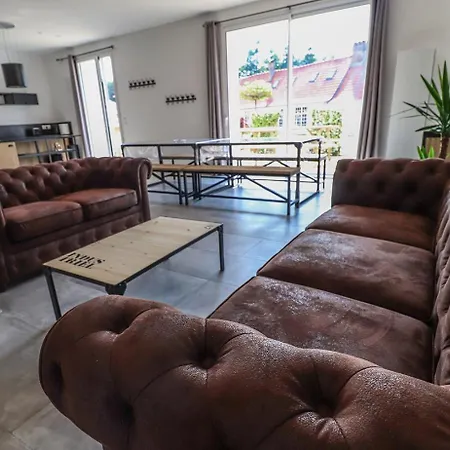Domaine Du Moulinel Jusqu'a 28 Personnes بيت للعطل